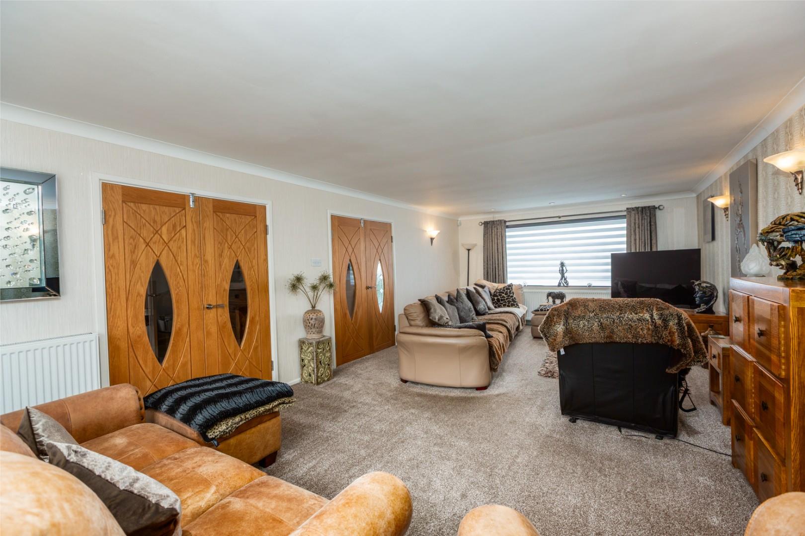 Westport Avenue, Mayals, Swansea, SA3 5EF